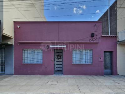 Casa para Venda, em Santana do Livramento, bairro Centro, 2 dormit�rios, 3 banheiros, 1 su�te